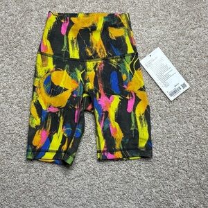 Lululemon Wunder Train High-Rise Short 8"